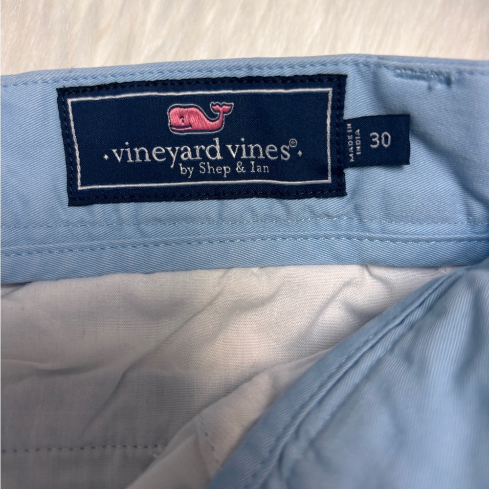 * | Vineyard Vines | mens shorts. Size 30. - Picture 3 of 6